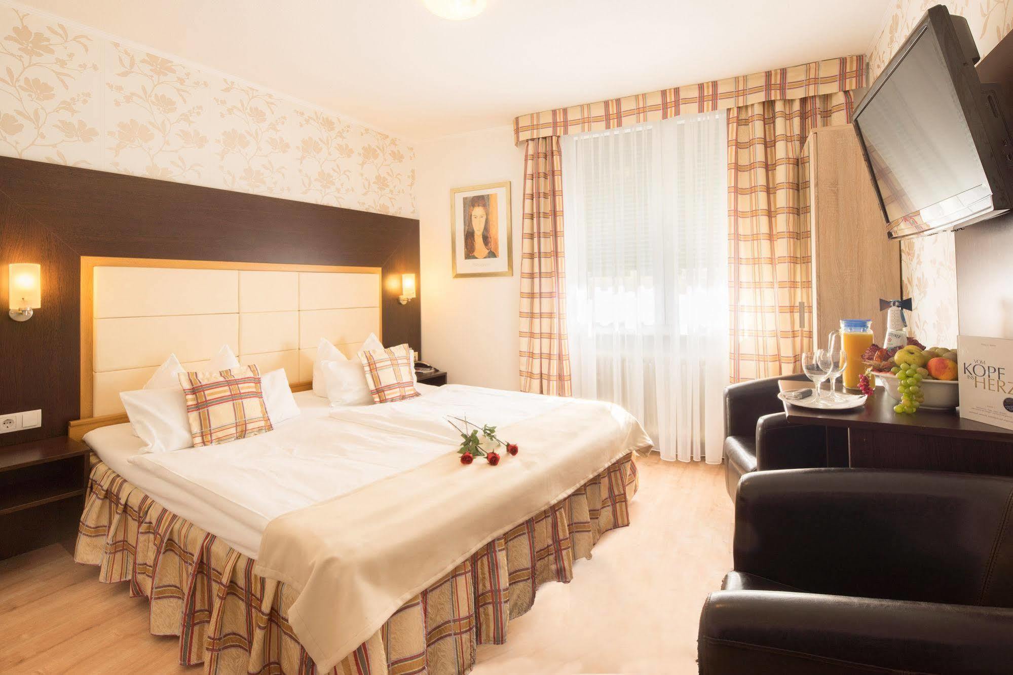Central Boutique Hotel Bad Mergentheim Εξωτερικό φωτογραφία
