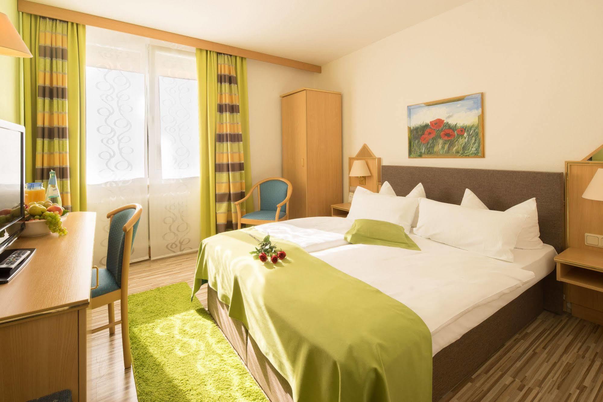 Central Boutique Hotel Bad Mergentheim Εξωτερικό φωτογραφία